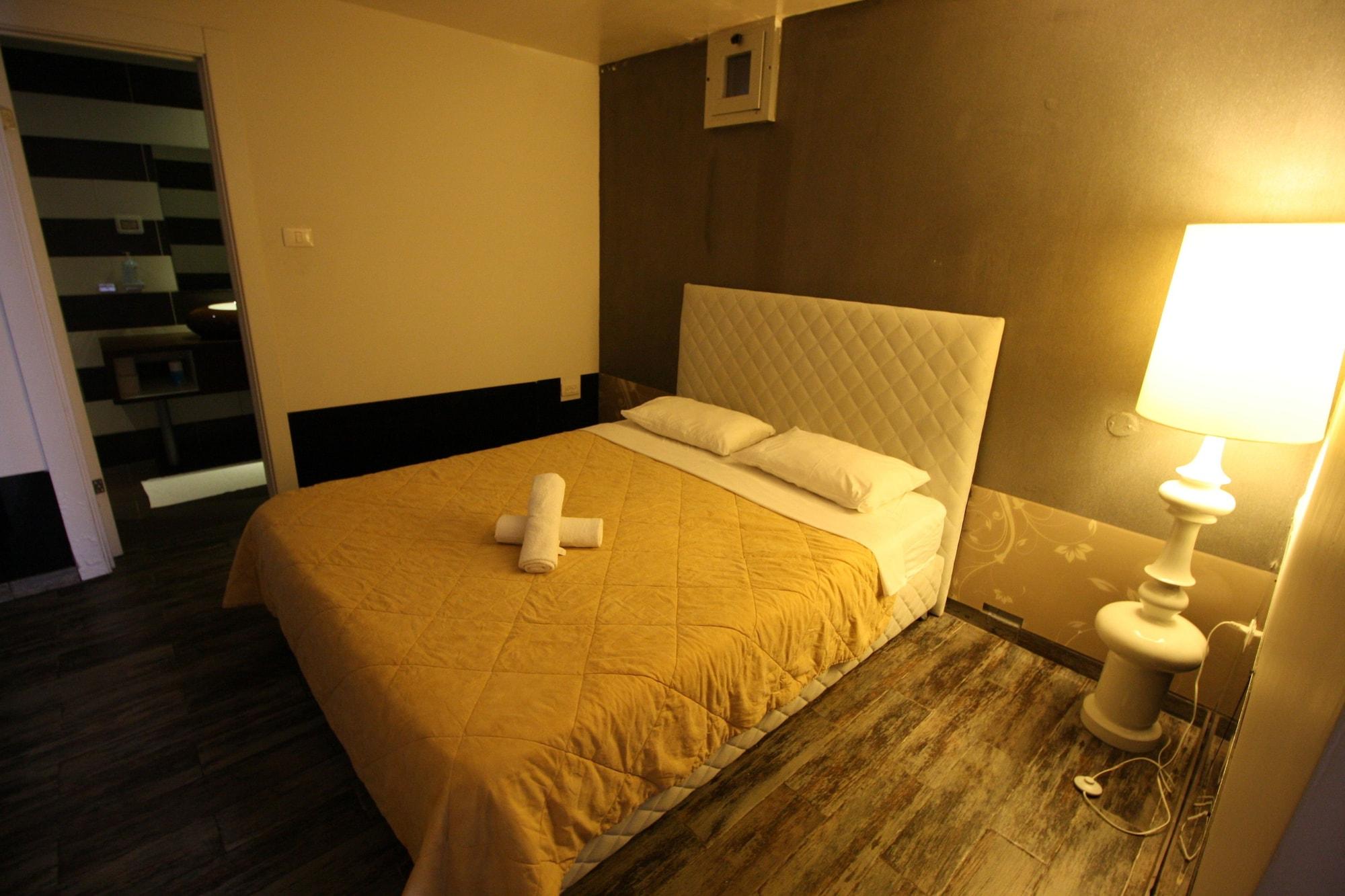 Rich Luxury Suites Eilat Exterior foto